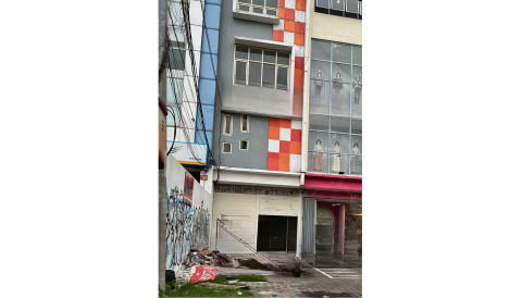 Disewa Ruko Komersial Jalan Raya Merr